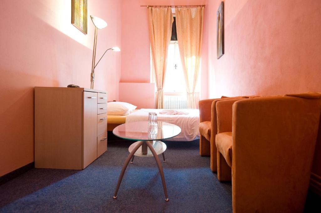 Club Hotel Praha Habitación foto